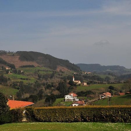 Casa Rural Llugaron I Miravalles Bagian luar foto
