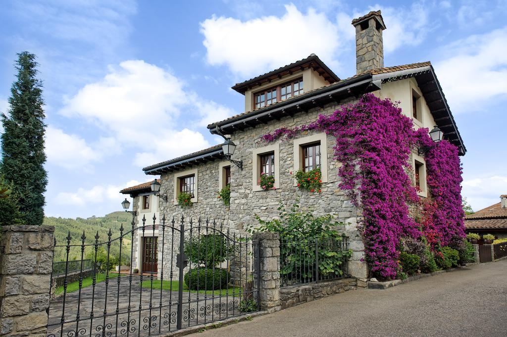 Casa Rural Llugaron I Miravalles Bagian luar foto