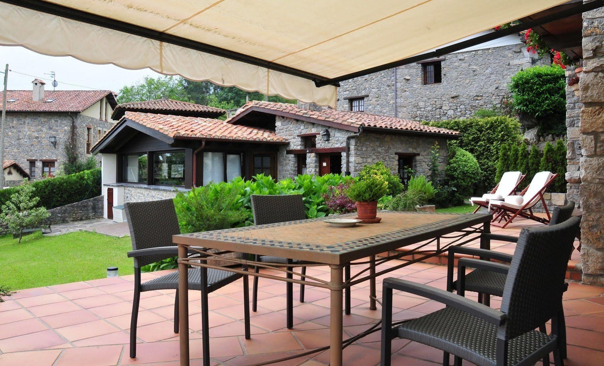 Casa Rural Llugaron I Miravalles Bagian luar foto